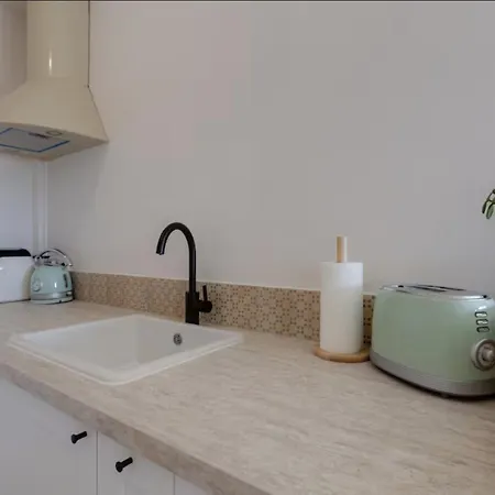 Apartment Peaceful Eco On The Hill By Sea N' Rent