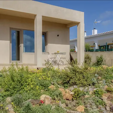 Peaceful Eco On The Hill By Sea N' Rent